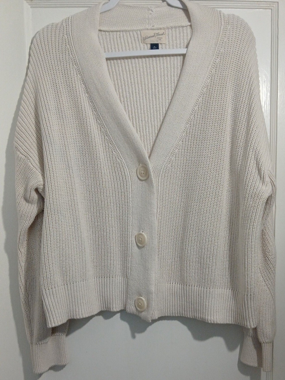 Universal Thread XL Cream Button-Front Cardigan